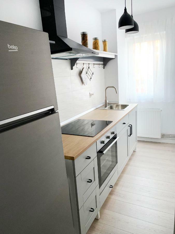 Mhc Quiet Deluxe Suite Near Downtown - Free Parking Braşov Exterior foto